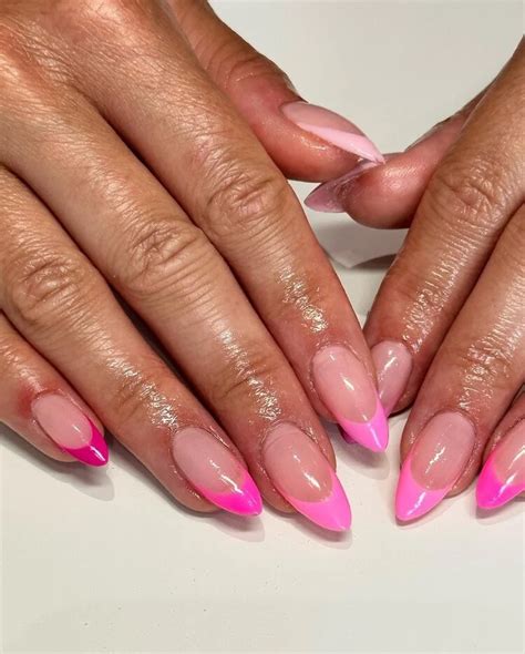 pinke nägel kurz|Pink French Nails: Der angesagte Nageltrend für。